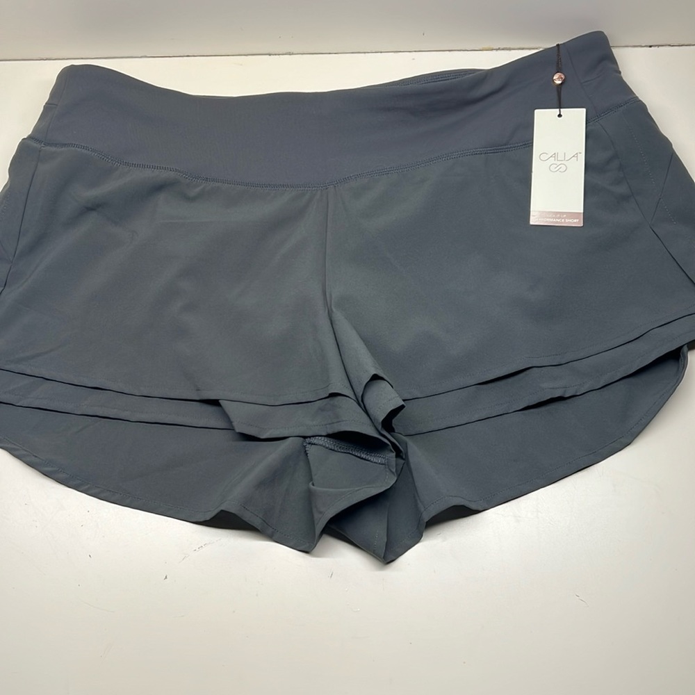 Calia Woman’s Kick it Up performance Shorts - 3” inseam